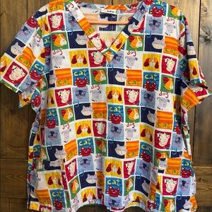 Dog/cat print scrub top